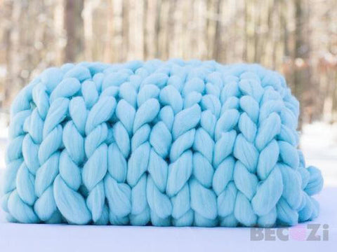 Arm Knitting Kit for a blanket 35x42
